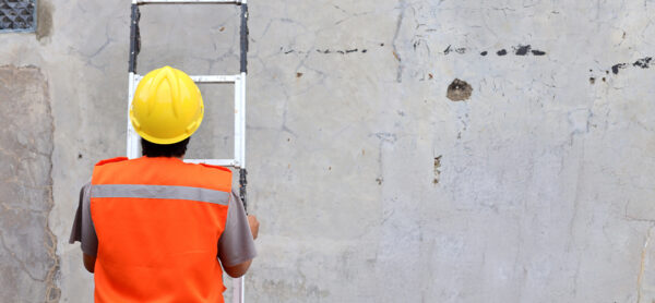 Novas regras para trabalho com escadas