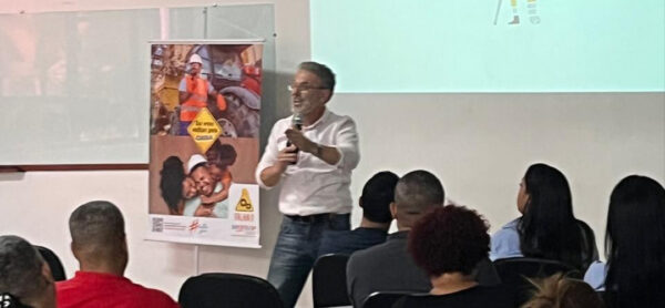 Seconci-SP e Porto de Santos realizam palestra da campanha "Falha Zero"