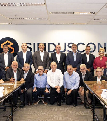 Maristela participa de reunião com o secretário da Segurança Pública